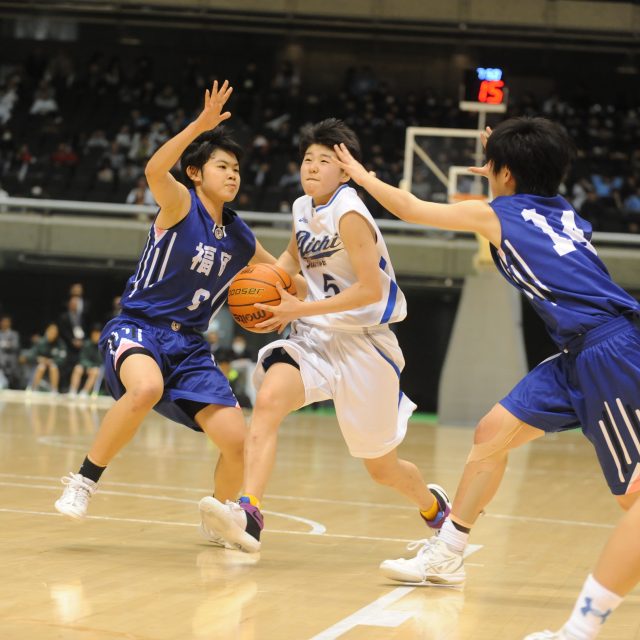 女子・準々決勝　愛知県 ○ 52-30 ● 福岡県